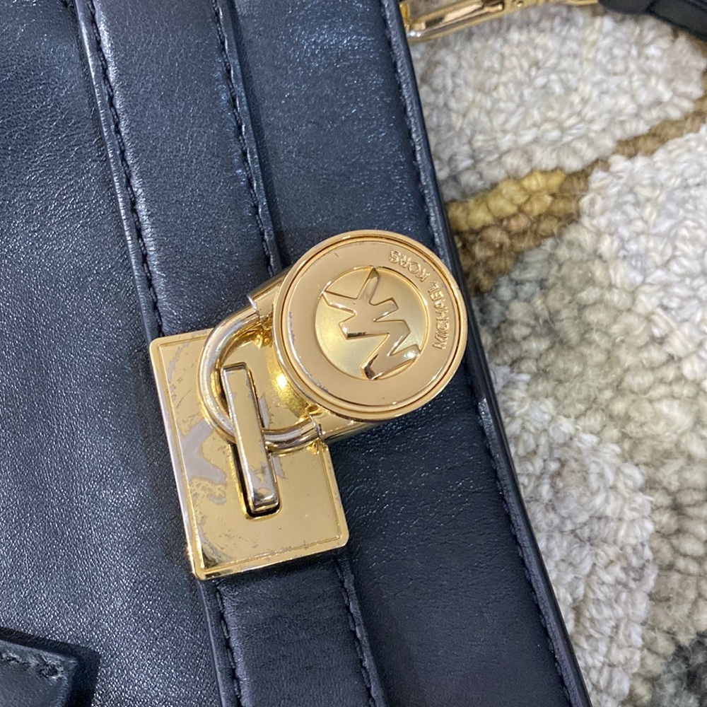 💕 Michael Kors black genuine leather shoulder bag 💕 - Picture 13 of 13